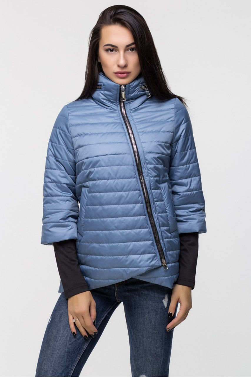 Миниатюра: ДЕМИСЕЗОННАЯ КУРТКА С КОСОЙ ЗАСТЕЖКОЙ