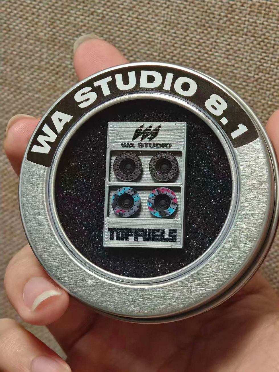 Thumbnail: WA Studio - RWB 964 hub cover