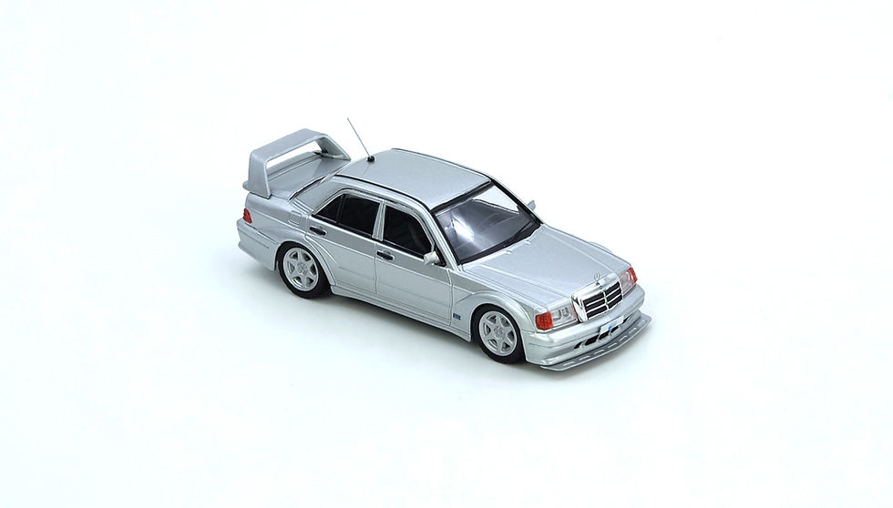 Thumbnail: Inno64 - MERCEDES BENZ 190E Silve
