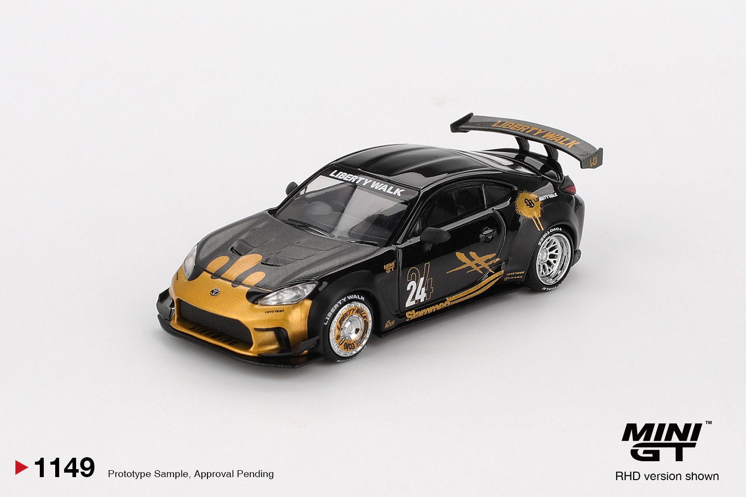 MiniGT - 1149 Toyota GR86 LB?Nation Black / Gold