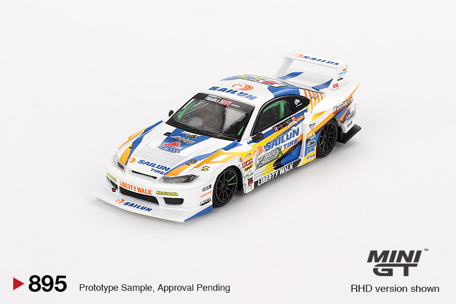 MiniGT - 895 Nissan LB-Super Silhouette S15 SILVIA #555