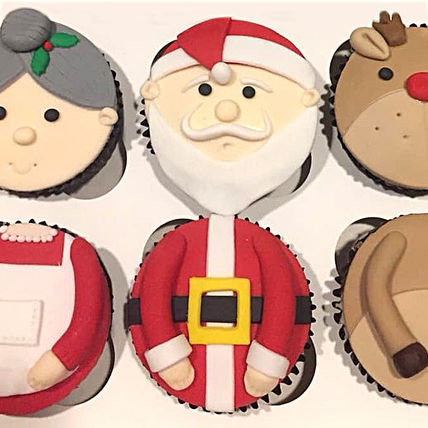 character cupcakes 1.jpg