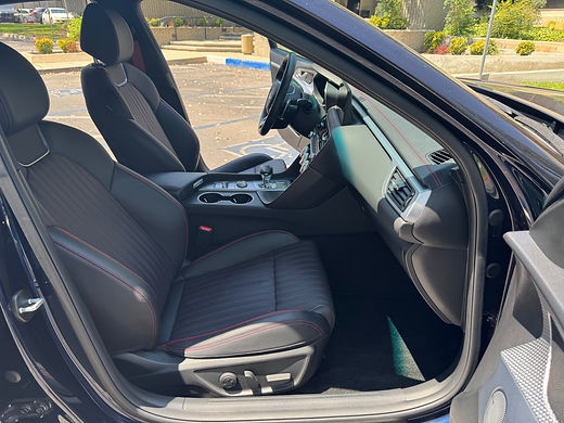 2023 Genesis G70 2.0T photo 12
