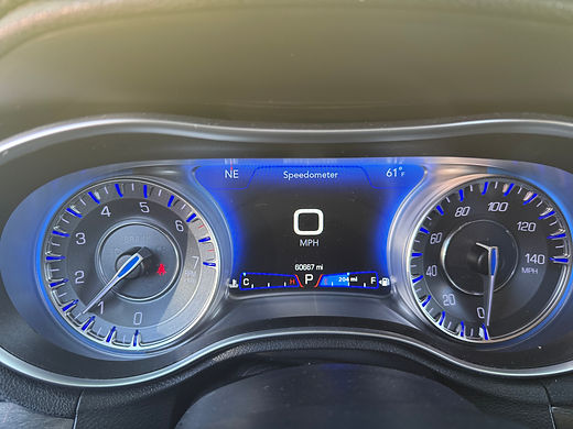 2021 Chrysler 300 Touring Sedan photo 7