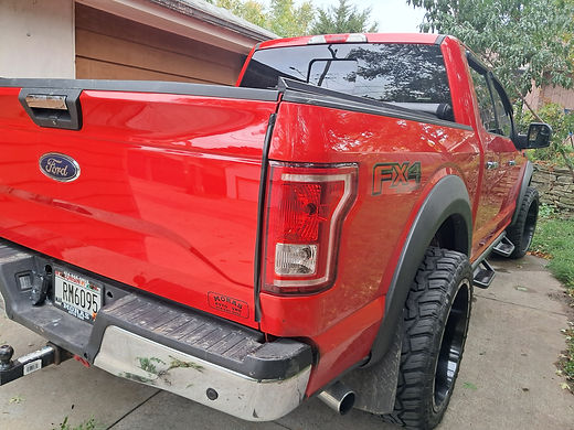 2015 Ford F150 SuperCrew Cab XL 4WD photo 3