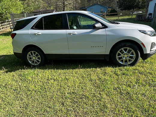 2024 Chevrolet Equinox LS photo 3