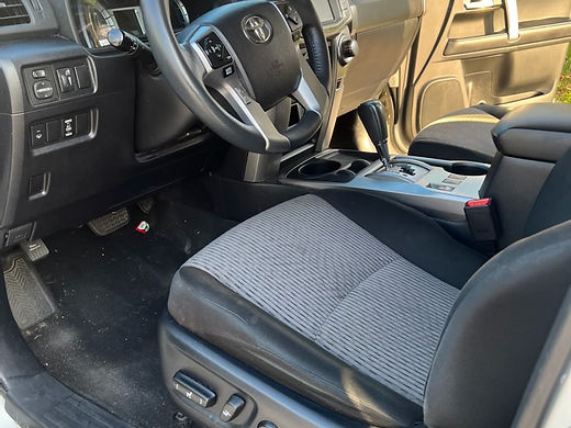2019 Toyota 4Runner SR5 photo 6