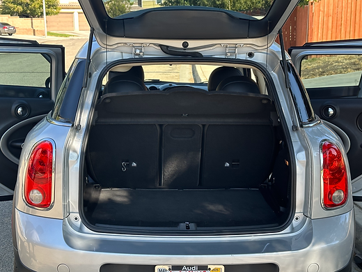 2016 MINI Countryman Cooper Hatchback photo 22