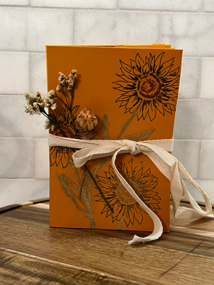 Artistry in Paper Creations: A Narrative of Craftsmanship
