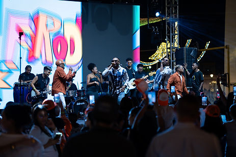 CRISS Y RONNY BALUMI