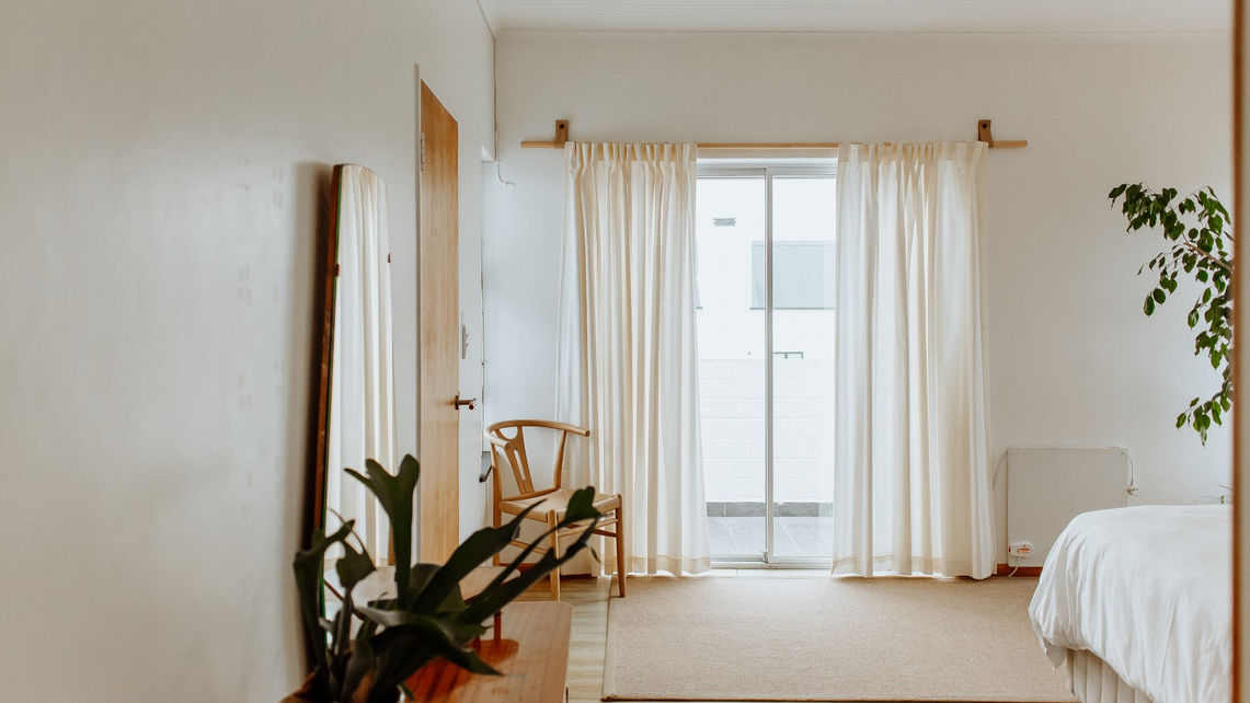 Bedroom 1 upstairs with ensuite bathroom and outside stoep. Queen size (26).jpg