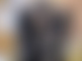 Close-up of animal reacting to surroundings demonstrating instinct behavior