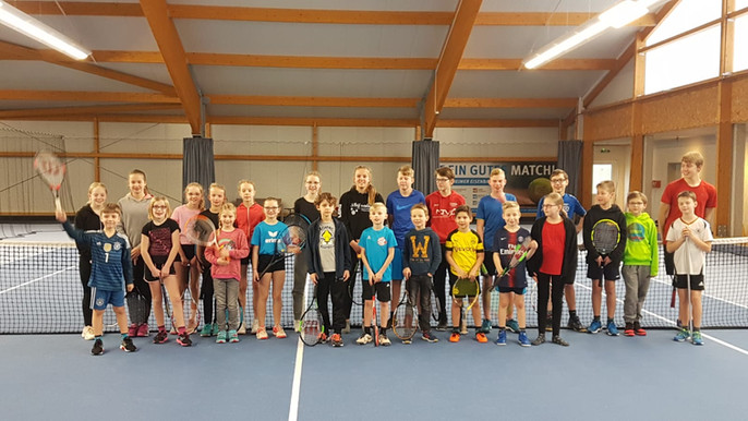 Übernachtung in der Tennishalle
