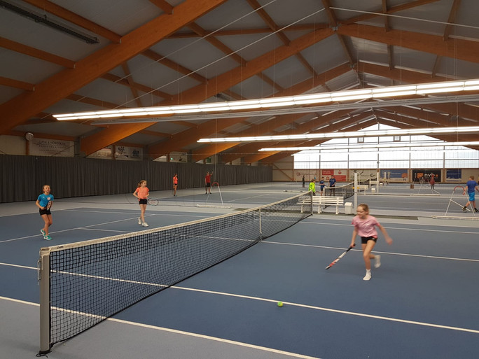 Werbeaktion für Winter-Abo's in der Tennishalle des TC BW Emlichheim