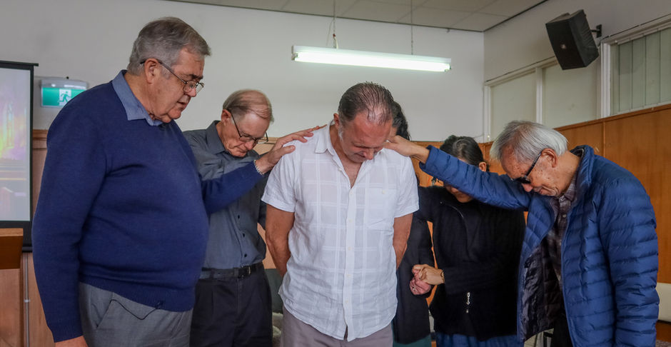 New Pastor Installed in Auckland