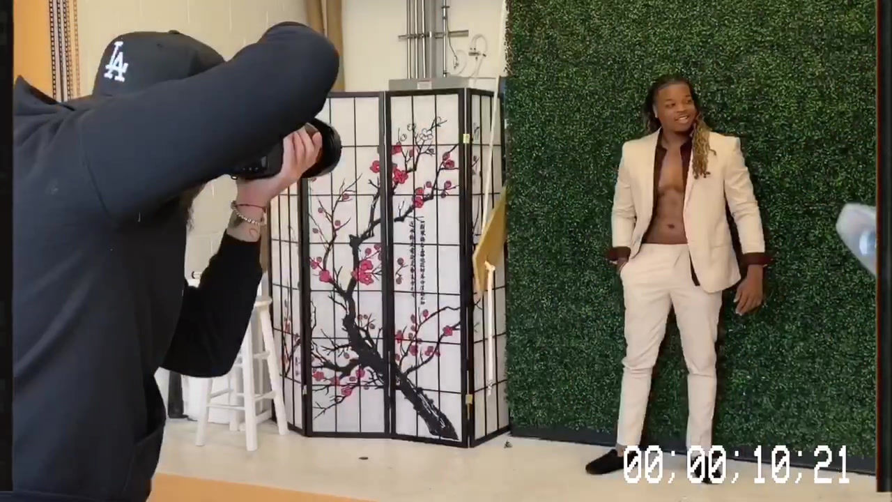 YouTube Intro (Image-Based)