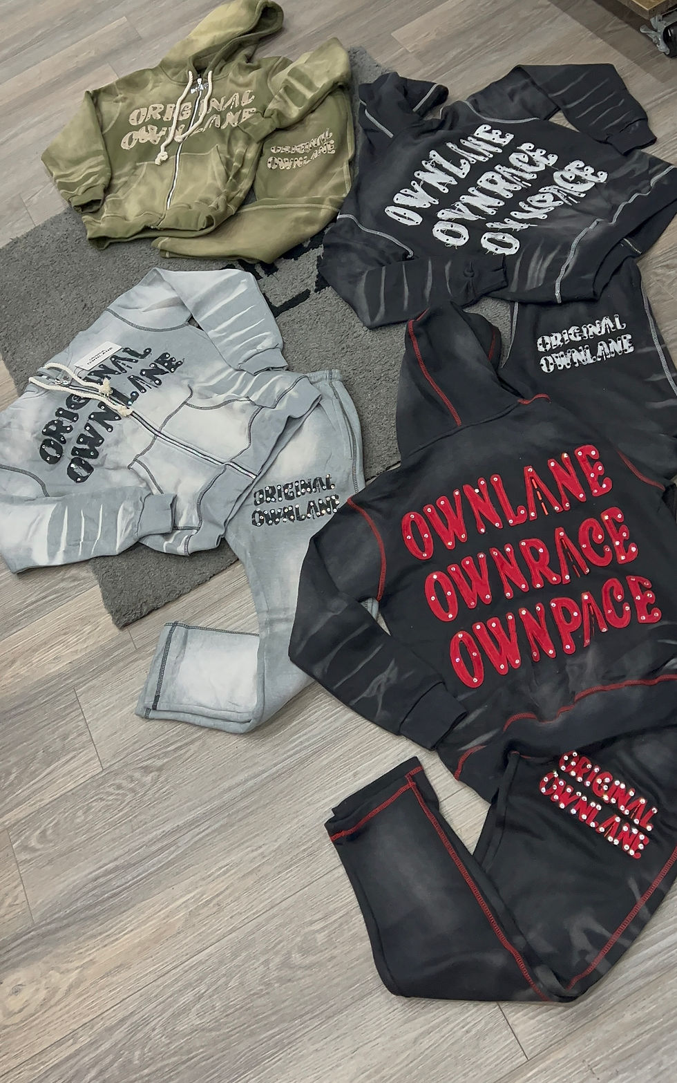 Thumbnail: Men’s Rhinestone Sets Olive/tan 