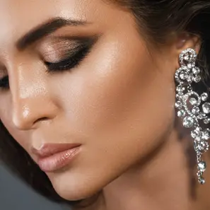 Enchanting Elegance: Unveiling the Allure of Smokey Eye Makeup in Indian Bridal Makeup