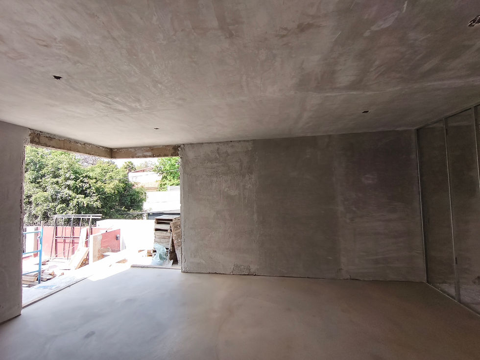 Resultado final:  Vista del interior de la recamara esperando que seque y esté listo el autonivelante y se seque el acabado final de los muros que es Yeso. 