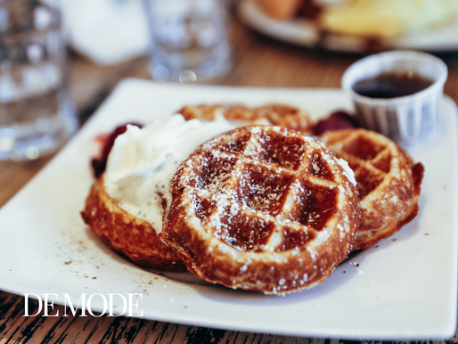 A MATCH MADE IN HEAVEN - AN ODD PAIR OF "CHICKEN AND WAFFLES": TRAVEL WITH DE MODE
