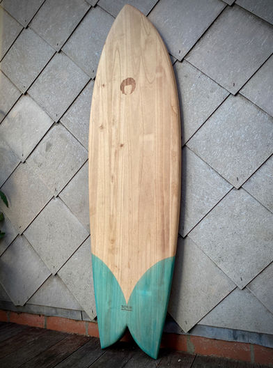 Picture of a detail of the SINUM surfboards 6'2" SHOVEL fish surfboard