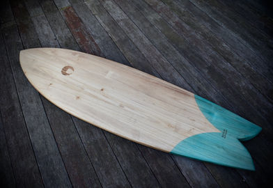 Perspective picture of the SINUM surfboards 6'2" SHOVEL fish surfboard