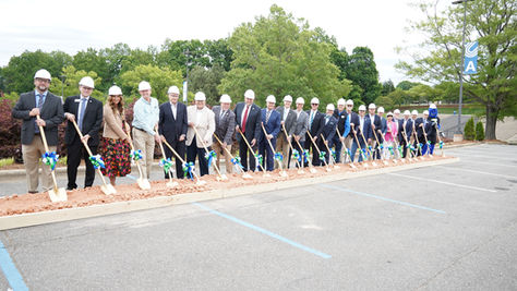 Groundbreaking on the Beam Student Center 