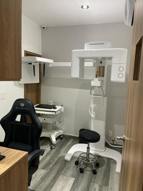 Equipo de Imagenología 3D Escáner Dental y Tomógrafo para un mejo diagnóstico para usted y su familia.