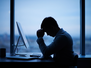 5 dicas para vencer a solidão no trabalho
