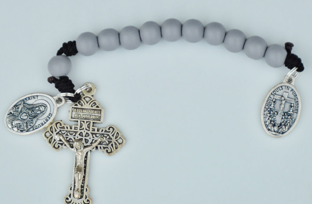 HOW TO PRAY ONE DECADE OF THE ROSARY