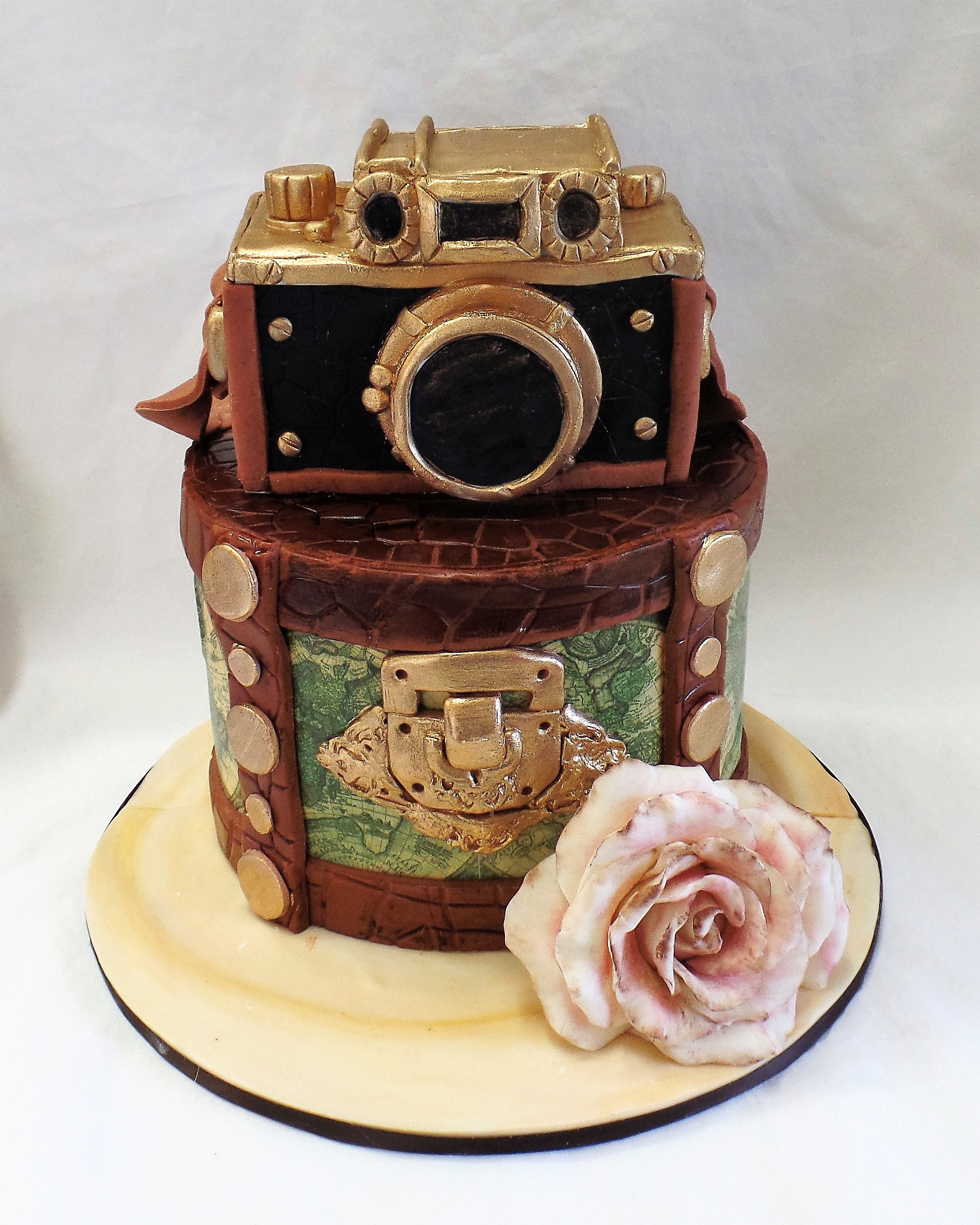 Antique Camera Birthday Cake