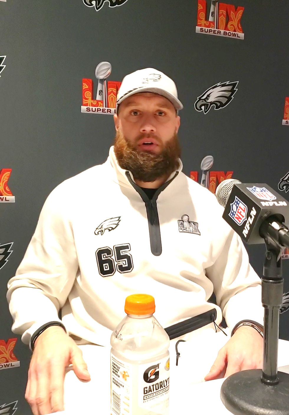 Eagles Lane Johnson doesn't care if they ban the "Tush Push." Photo by Al Thompson