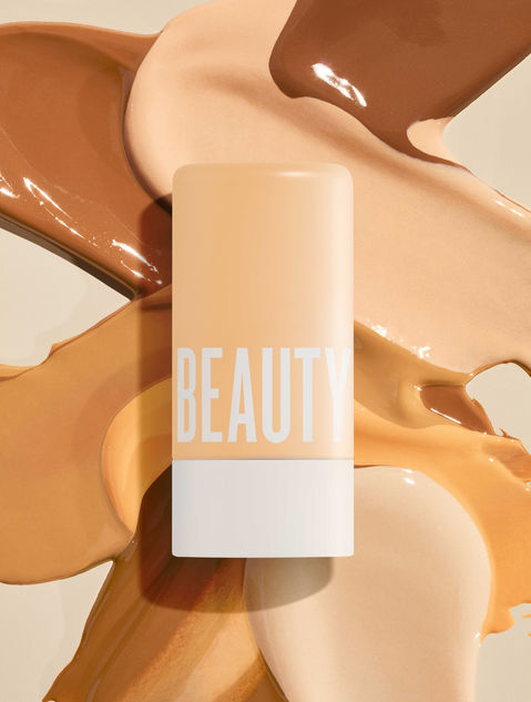 DewSkin_Editorial_Smear2_Shade3.jpg