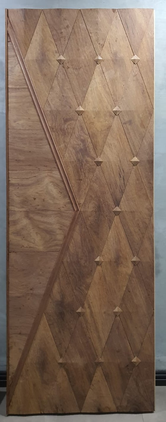 Ukiran CNC di Kayu Solid Merbau