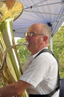 Renato Von Arb, B-Bass