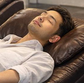 八重洲・日本橋で「消えない疲れ」の正体。副腎疲労にヘッド鍼灸マッサージが効く理由