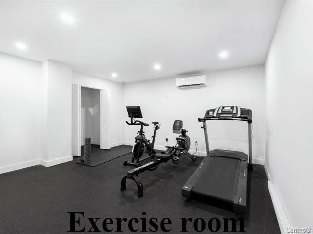 901 Av. Beaumont, apt. 315
Montréal (Villeray/Saint-Michel/Parc-Extension)
H3N 1W2