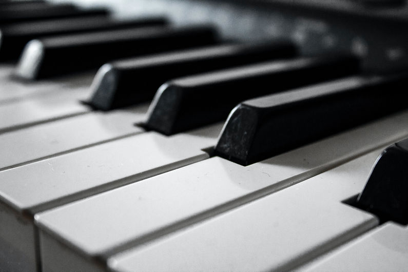 piano.jpg
