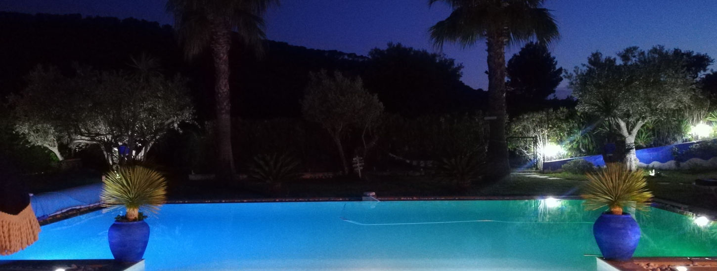 location-maison-avec-piscine-dans-le-var.JPG