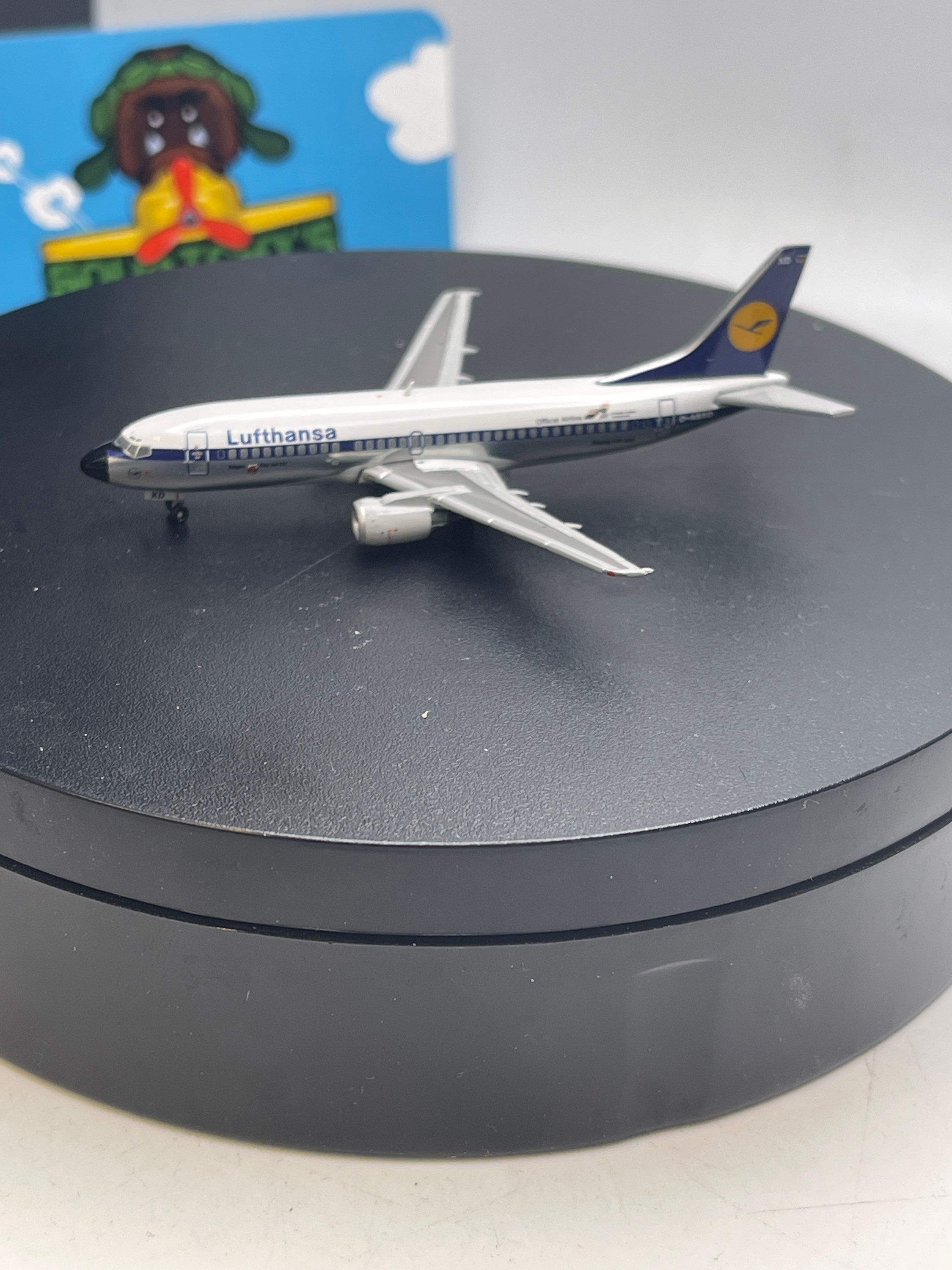 Lufthansa 737-300 (EW4733003)