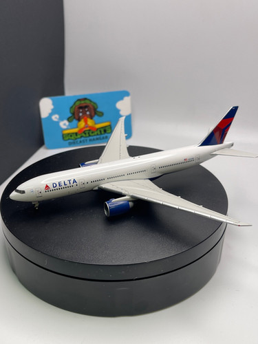 ✨非売品✨デルタ航空 777-200LR 1:200 Delta Airlines 777-200LR (GJDAL777) | Squatchy's