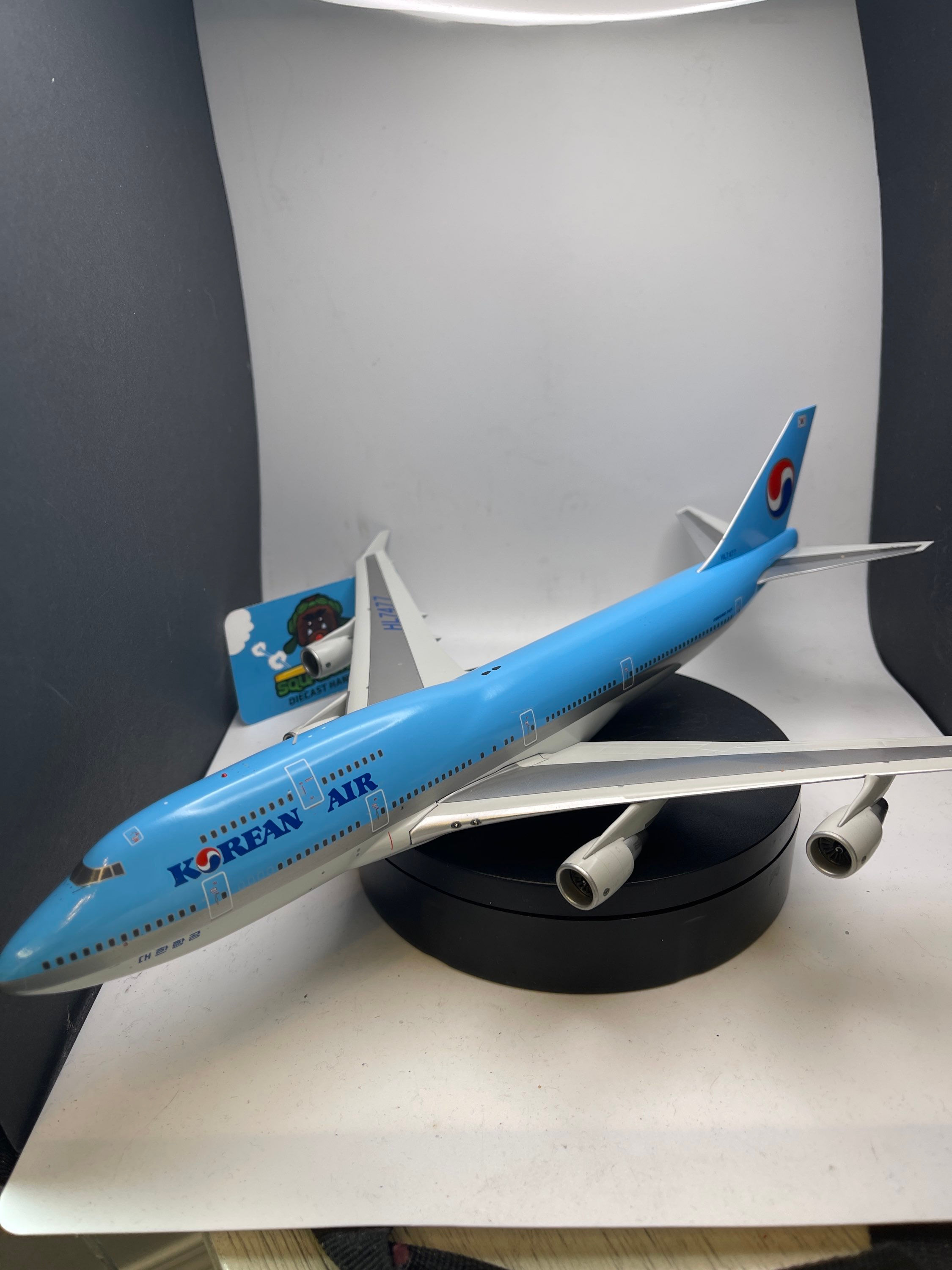 Korean Air 747-400 (XX7477)