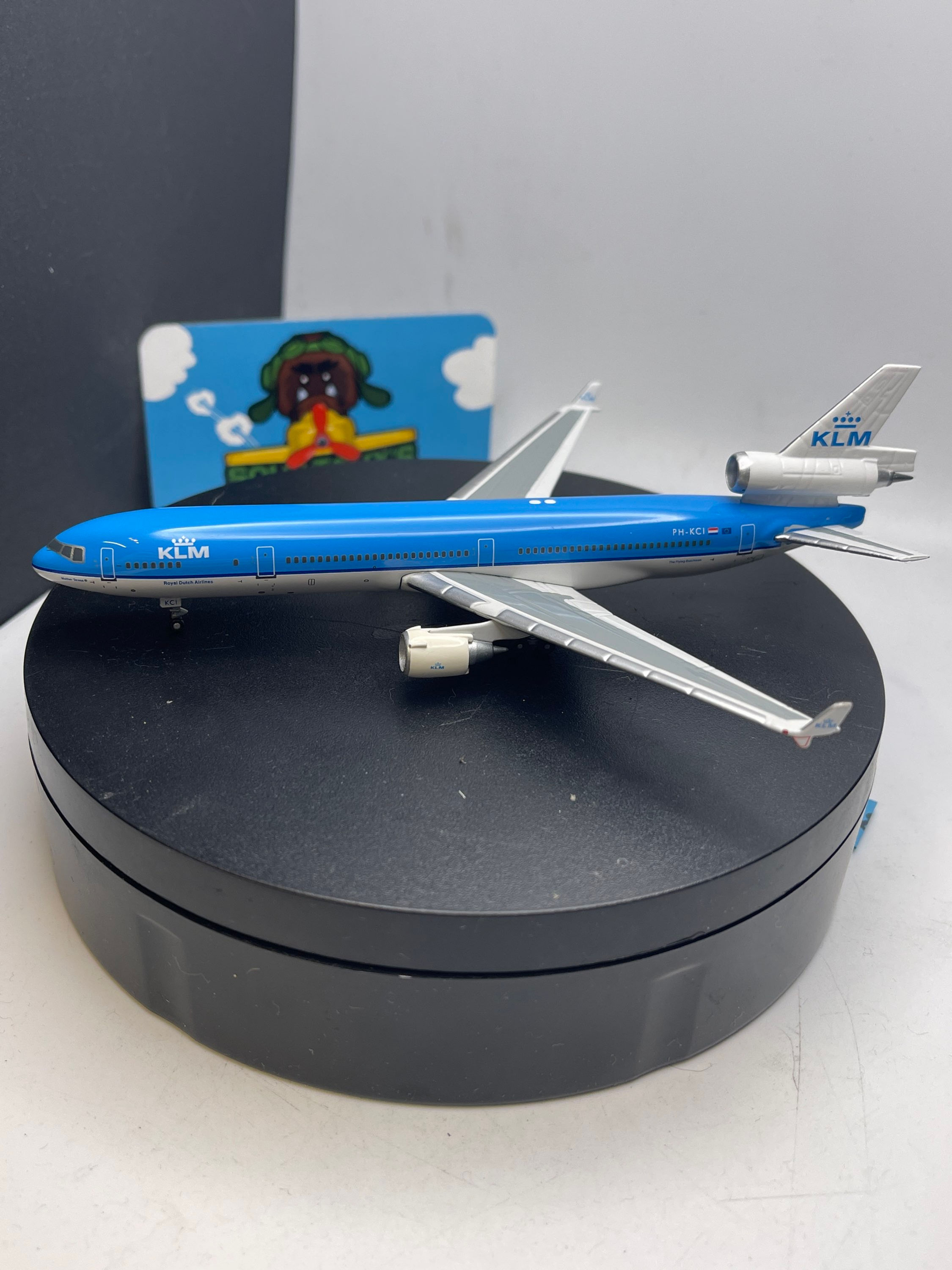 KLM MD-11 