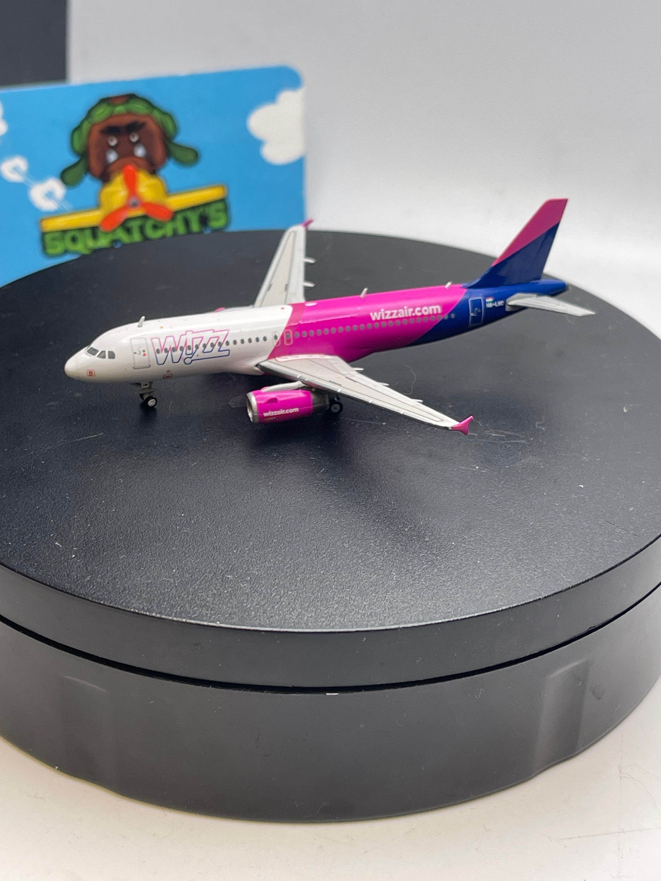 WizzAir A320 (GJWZZ1978)