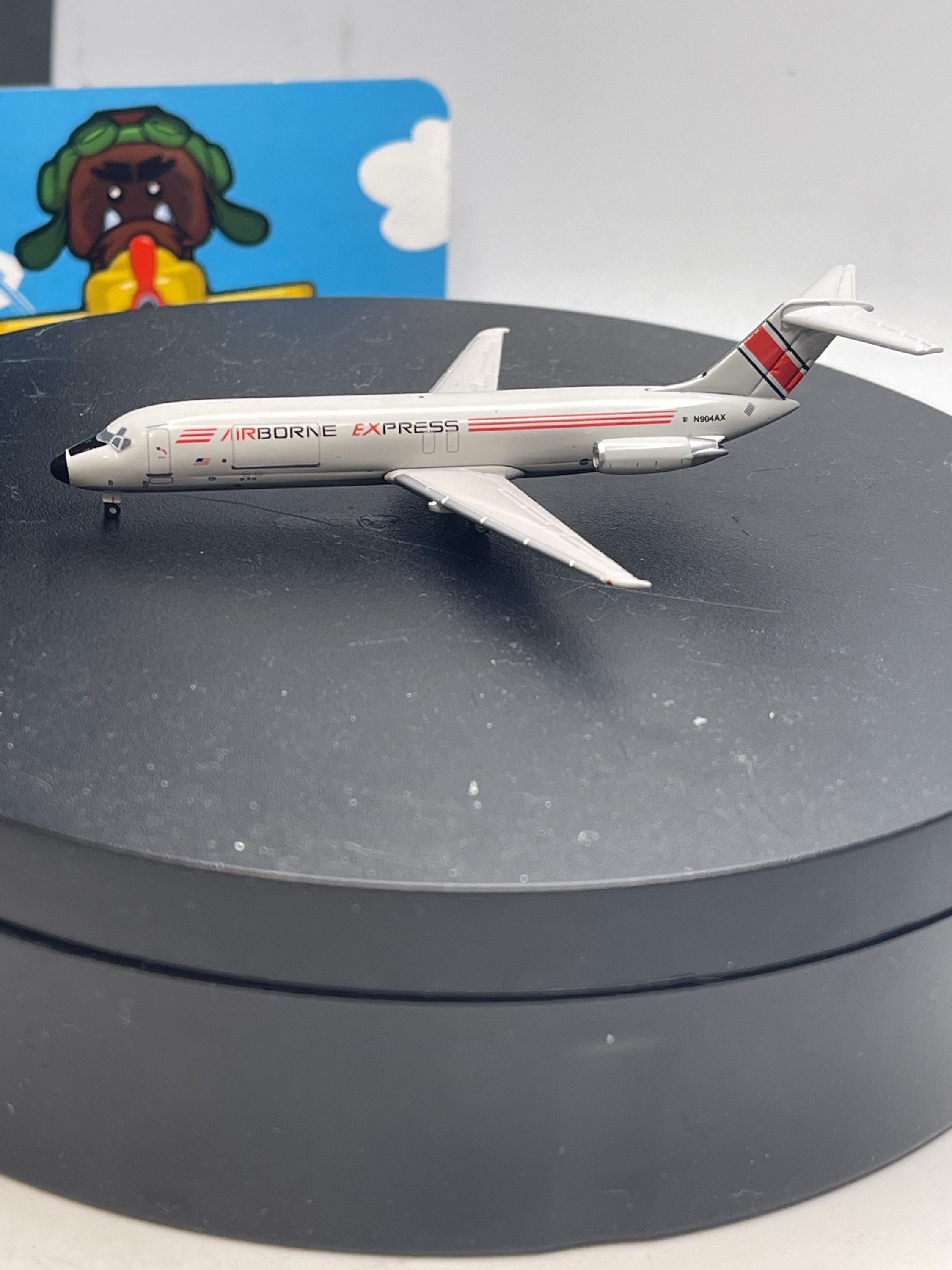 Airborne Express DC-9-32F