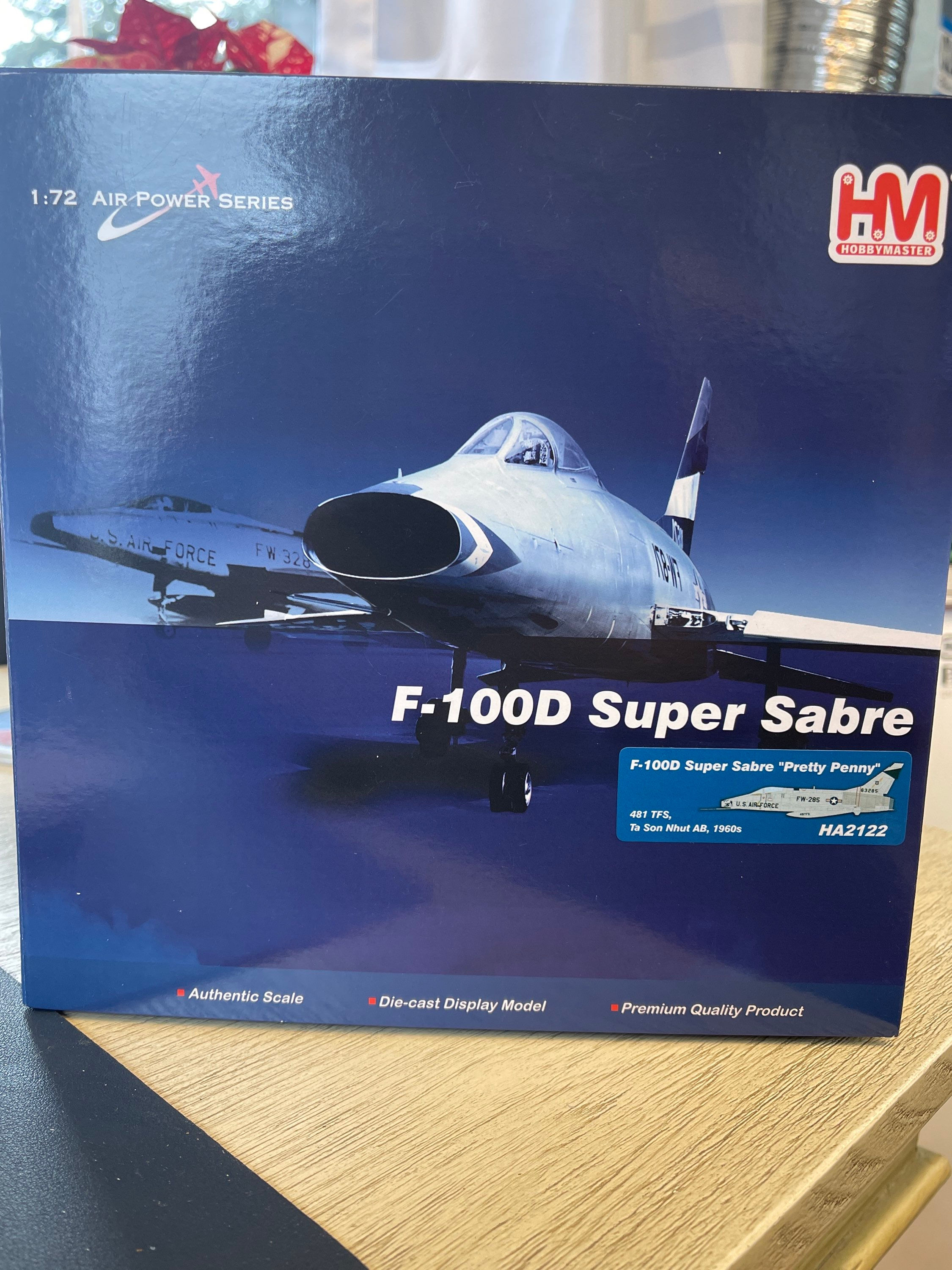 USAF F-100D Super Sabre (HA2122)