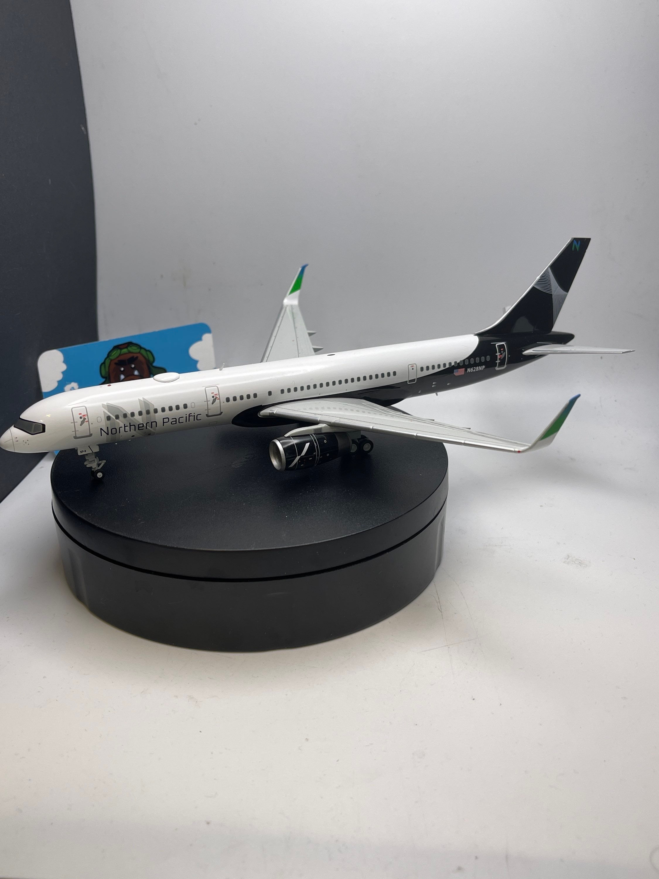 Northern Pacific 757-200 (XX20362)