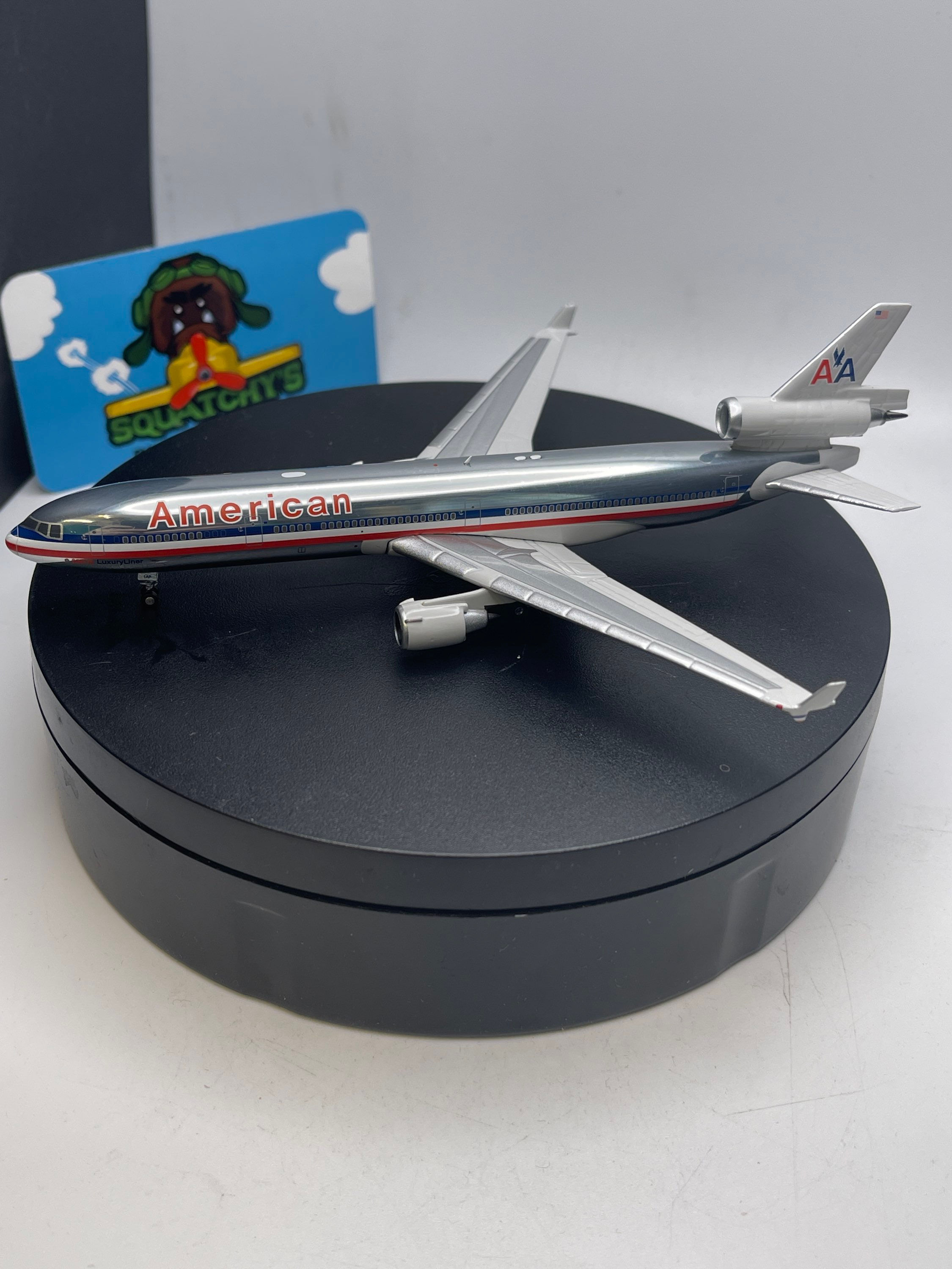 American Airlines MD-11 (04515)