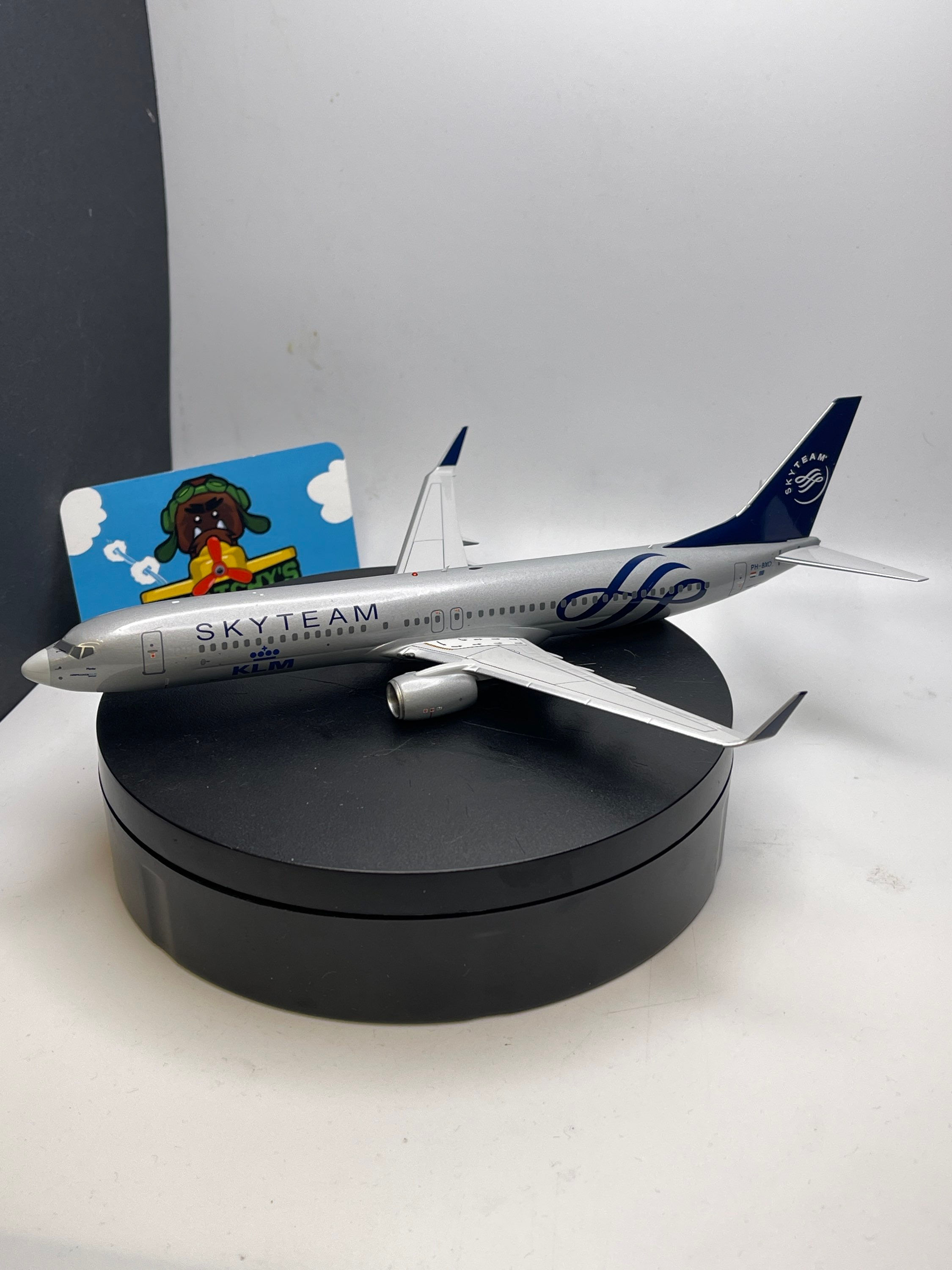 KLM 737-900ER (09006)