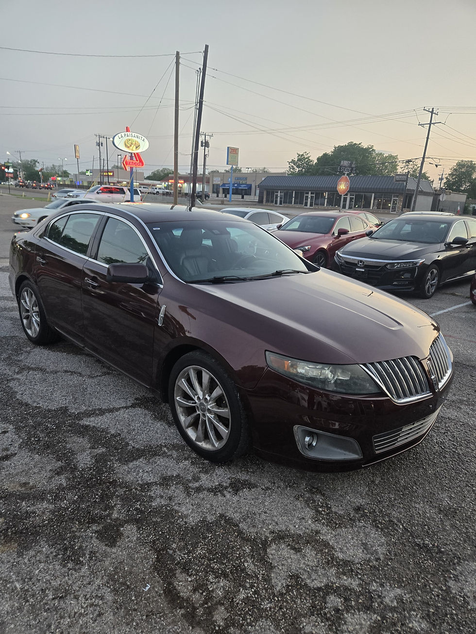 Thumbnail: 2012 Lincoln MKS